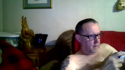 lovesummer69 online show from April 16, 2:01 am