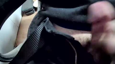 Snapshot of lovesweetpuss chatting on October 29, 10:44 pm lovesweetpuss online show from October 29, 10:44 pm