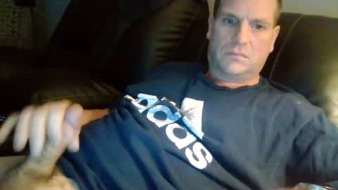 Snapshot of lovetocum37 chatting on January 30, 3:22 am lovetocum37 online show from January 30, 3:22 am