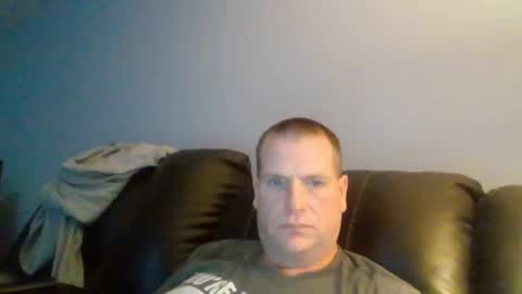 Snapshot of lovetocum37 chatting on March 10, 4:35 pm lovetocum37 online show from March 10, 4:35 pm