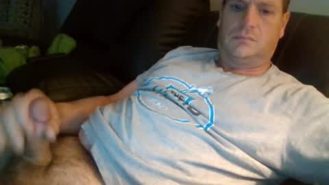 Snapshot of lovetocum37 chatting on December 1, 5:18 pm lovetocum37 online show from December 1, 5:18 pm