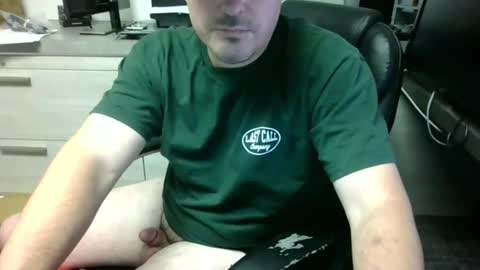 Snapshot of lovetofps chatting on January 7, 12:55 am Love2Game online show from January 7, 12:55 am