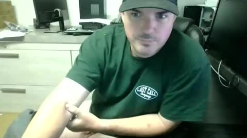 Snapshot of lovetofps chatting on December 2, 11:23 pm Love2Game online show from December 2, 11:23 pm