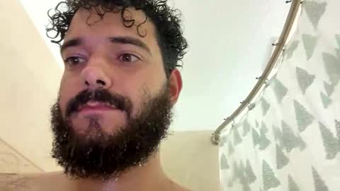 lovetopleaseyou4423 online show from June 3, 1:41 am