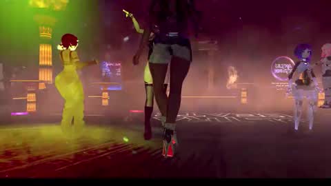 Snapshot of loveuniversal7777 chatting on November 20, 1:06 am Universalove7 VR online show from November 20, 1:06 am