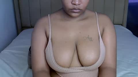 loveydivah online show from September 26, 2:43 pm