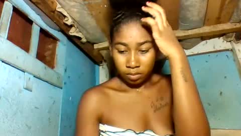 loveyou751 online show from April 17, 6:11 pm