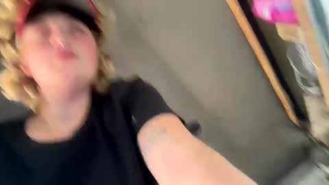 Snapshot of loveyourkittty chatting on March 11, 7:36 pm StacyMaeWish online show from March 11, 7:36 pm