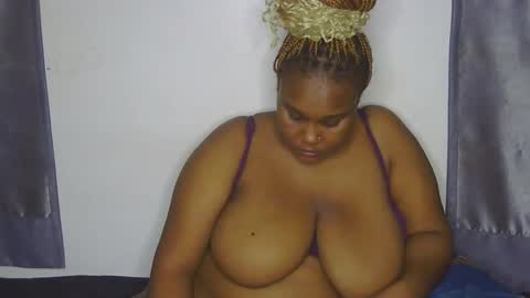 loveytiana online show from February 24, 6:11 am