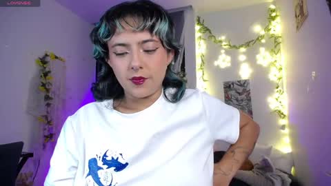 loving_alma online show from April 13, 4:07 am