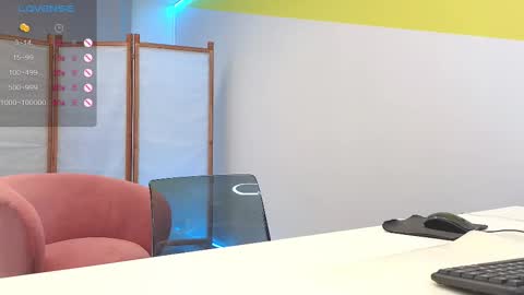 Snapshot of lovlybambi chatting on March 10, 3:30 pm Vikkkk online show from March 10, 3:30 pm