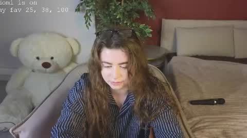 Snapshot of lovvingwhisperr chatting on August 1, 1:27 am Erika online show from August 1, 1:27 am