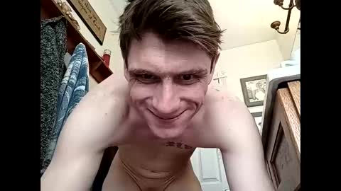 Snapshot of lowcard2389 chatting on March 10, 6:56 pm lowcard2389 online show from March 10, 6:56 pm