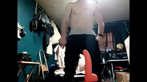 Snapshot of lowcard2389 chatting on March 10, 11:06 pm lowcard2389 online show from March 10, 11:06 pm