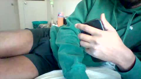 Snapshot of lowkeyme28 chatting on February 4, 11:42 pm lowkeyme28 online show from February 4, 11:42 pm