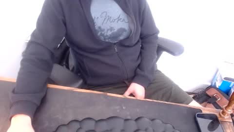 lreed090 online show from March 26, 3:28 pm