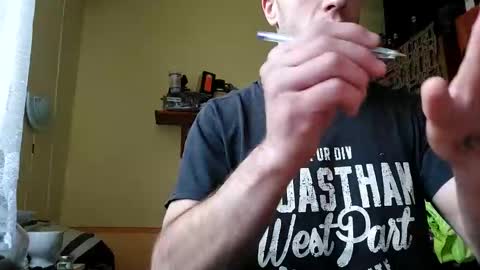 Lshot D online show from December 22, 1:00 pm