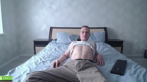 Snapshot of lstfl_wizard chatting on February 14, 6:43 am Lstfl wizard online show from February 14, 6:43 am