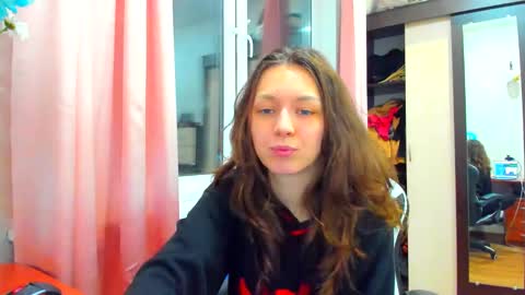Lu krecia online show from December 25, 4:43 pm