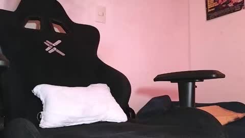   online show from December 22, 2:36 pm