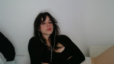 luana online show from March 9, 10:14 pm