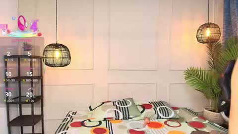 Snapshot of luandy_ chatting on October 24, 8:05 pm lUAN online show from October 24, 8:05 pm