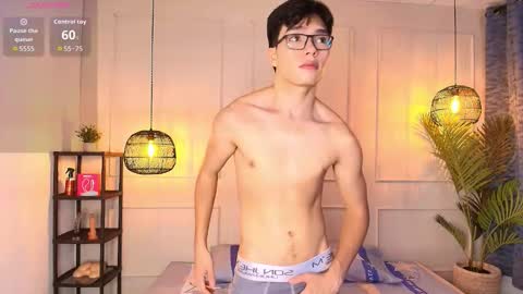 Snapshot of luandy_ chatting on December 2, 8:04 pm lUAN online show from December 2, 8:04 pm