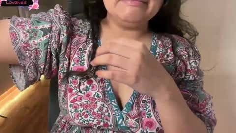 slow poison online show from April 6, 5:36 pm