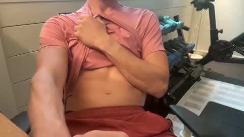 luca1010101010 online show from November 6, 6:20 pm