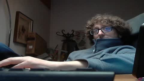 Snapshot of luca78_78 chatting on December 8, 8:41 am luca78 online show from December 8, 8:41 am