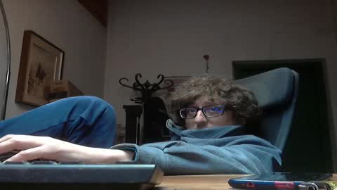 Snapshot of luca78_78 chatting on October 18, 1:01 pm luca78 online show from October 18, 1:01 pm