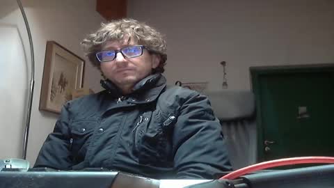 Snapshot of luca78_78 chatting on November 23, 9:42 am luca78 online show from November 23, 9:42 am