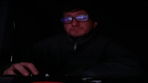 Snapshot of luca78_78 chatting on November 24, 11:04 pm luca78 online show from November 24, 11:04 pm