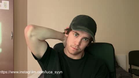 Snapshot of luca_syn chatting on September 16, 4:08 pm Luca S online show from September 16, 4:08 pm