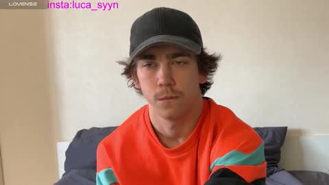 Snapshot of luca_syn chatting on September 24, 9:34 am Luca S online show from September 24, 9:34 am