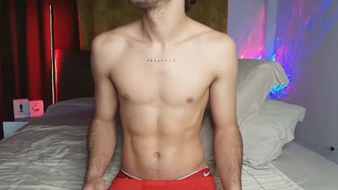 Luca Ferrer online show from April 16, 6:03 am