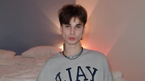 Snapshot of lucacharm chatting on January 9, 5:02 am lucacharm online show from January 9, 5:02 am