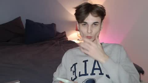 Snapshot of lucacharm chatting on January 20, 9:22 pm lucacharm online show from January 20, 9:22 pm