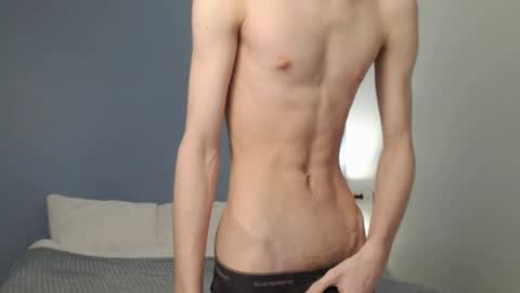 Snapshot of lucacharm chatting on March 12, 11:33 pm lucacharm online show from March 12, 11:33 pm