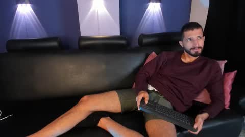 Lucas online show from February 18, 3:13 am