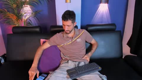 Lucas online show from March 23, 6:34 pm