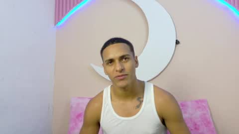lucas837481 online show from July 12, 2:24 am