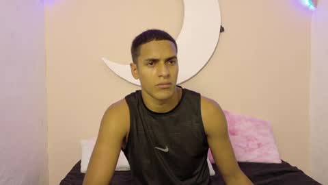 lucas837481 online show from July 15, 2:50 am