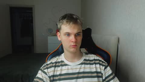 Lucas Gill online show from September 23, 2:58 am