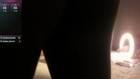   online show from April 17, 2:53 pm