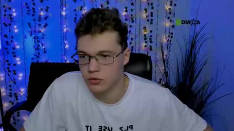 lucas_long_ online show from October 1, 1:06 pm