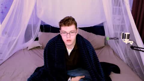 lucas_long_ online show from October 2, 12:45 pm