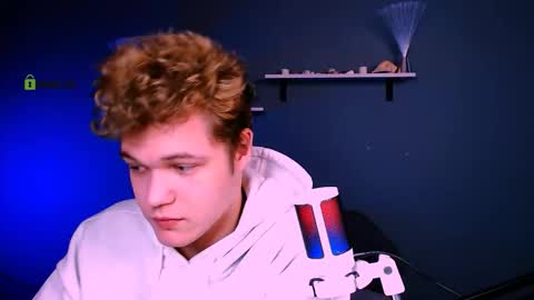 lucas_long_ online show from December 14, 9:36 am