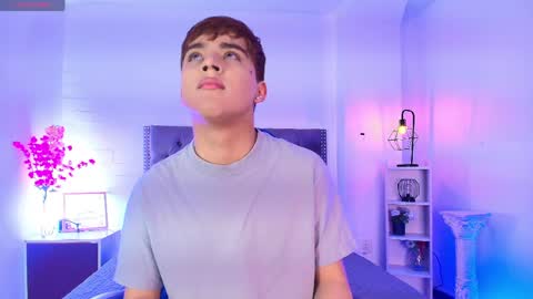 Snapshot of lucas_lovee chatting on May 18, 5:30 pm Lucas lovee online show from May 18, 5:30 pm