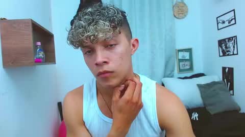 Lucas Luxx online show from November 11, 2:00 am